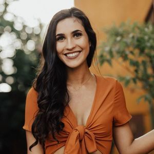 Meet your Posher, Chloe